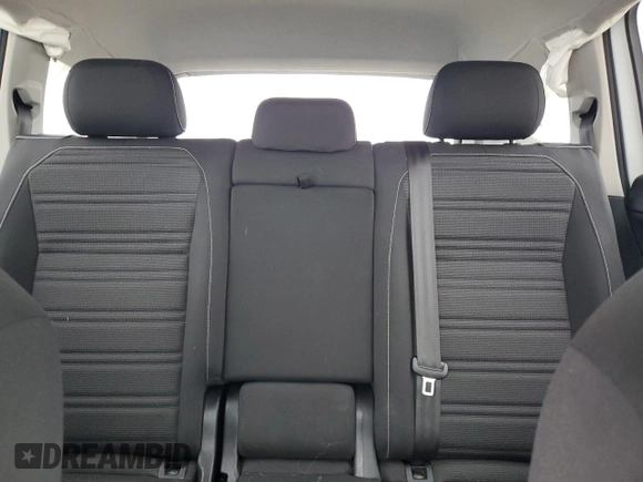 2022 Volkswagen Tiguan S with VIN 3VV1B7AX4NM014962, listed as a Copart auction lot 51811795 with 70,436 mi miles and Salvage title. Bid and sale history available at DreamBid. Image 10.