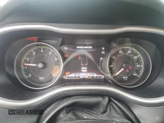 2014 Jeep Cherokee Trailhawk with VIN 1C4PJMBS6EW211385, listed as a Copart auction lot 55923255 with 162,753 mi miles and Clean title. Bid and sale history available at DreamBid. Image 9.