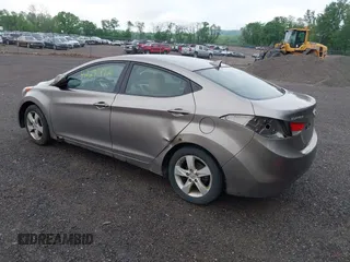 2012 Hyundai Elantra Limited z VIN 5NPDH4AE4CH101447, wystawiony jako IAAI lot #42293492 z przebiegiem 211 189 mil mil oraz . Historia ofert i sprzedaży dostępna na DreamBid. Obrazek 3.