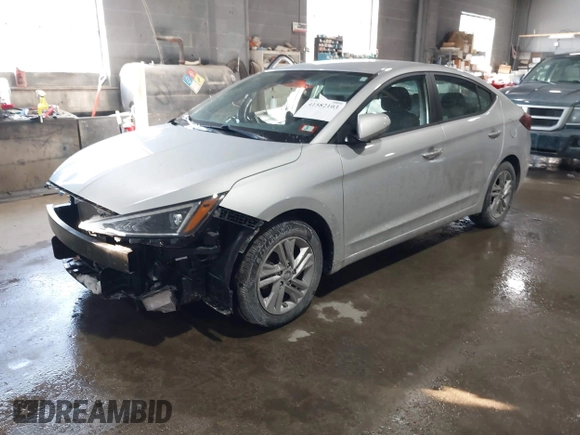 2020 Hyundai Elantra SEL z VIN 5NPD84LF6LH536895, wystawiony jako IAAI lot #41582103 z przebiegiem 15 533 mil mil oraz . Historia ofert i sprzedaży dostępna na DreamBid. Obrazek 17.