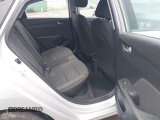 2021 Hyundai Accent SEL z VIN 3KPC24A65ME139622, wystawiony jako IAAI lot #42274398 z przebiegiem 99 468 mil mil oraz . Historia ofert i sprzedaży dostępna na DreamBid. Obrazek 8.