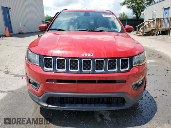 2017 Jeep Compass Latitude with VIN 3C4NJDBB3HT660606, listed as a Copart auction lot 60023685 with 80,526 mi miles and Salvage title. Bid and sale history available at DreamBid. Image 5.