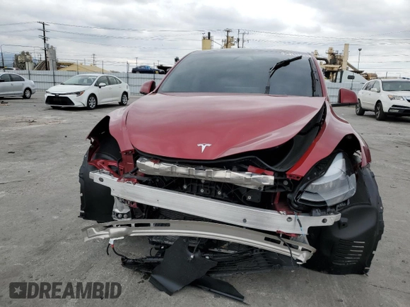2024 Tesla Model Y Long Range с VIN 7SAYGDEE5RA251895, выставлен на аукционе Copart как лот 50180245 с пробегом 14 199 миль миль и Списание • Salvage title. История ставок и продаж доступна на DreamBid. Изображение 5.