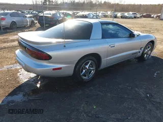 2000 Pontiac Firebird with VIN 2G2FS22K5Y2161683, listed as a IAAI auction lot 41690780 with 78,976 mi miles. Bid and sale history available at carsss.com. Image 4.