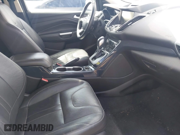2013 Ford Escape Titanium with VIN 1FMCU0J96DUC24768, listed as a IAAI auction lot 42024198 with 93,080 mi miles. Bid and sale history available at carsss.com. Image 5.