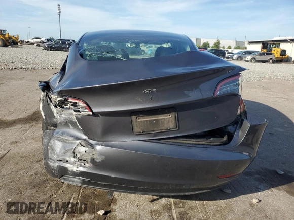 2023 Tesla Model 3 z VIN 5YJ3E1EA6PF621759, wystawiony jako Copart lot #63669045 z przebiegiem 20 094 mil mil oraz Szkoda całkowita • Salvage title. Historia ofert i sprzedaży dostępna na DreamBid. Obrazek 6.