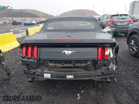 2020 Ford Mustang EcoBoost z VIN 1FATP8UH7L5131625, wystawiony jako IAAI lot #42295906 z przebiegiem 74 572 mil mil oraz . Historia ofert i sprzedaży dostępna na DreamBid. Obrazek 15.