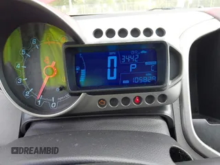 2013 Chevrolet Sonic LT with VIN 1G1JC6SHXD4172738, listed as a IAAI auction lot 41872916 with 105,829 mi miles. Bid and sale history available at carsss.com. Image 7.