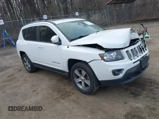 2016 Jeep Compass Latitude with VIN 1C4NJDEBXGD737018, listed as a IAAI auction lot 41800071 with 158,006 mi miles. Bid and sale history available at carsss.com. Image 1.