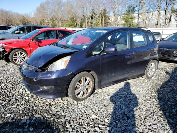 2009 Honda Fit Sport z VIN JHMGE88469S033171, wystawiony jako Copart lot #53021475 z przebiegiem 147 103 mil mil oraz Czysty tytuł • Clean title. Historia ofert i sprzedaży dostępna na DreamBid. Obrazek 1.