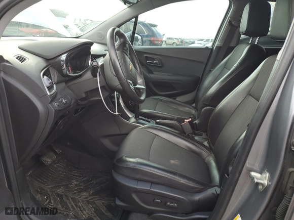 2020 Chevrolet Trax LT with VIN 3GNCJLSB8LL149832, listed as a Copart auction lot 46788105 with 37,769 mi miles and Salvage Title. Bid and sale history available at carsss.com. Image 7.