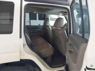 2010 Jeep Commander Sport with VIN 1J4RG4GT7AC130135, listed as a IAAI auction lot 42436053 with 103,482 mi miles and . Bid and sale history available at DreamBid. Image 8.
