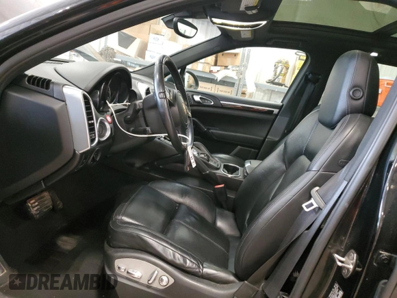 2013 Porsche Cayenne with VIN WP1AA2A24DLA00809, listed as a Copart auction lot 61830015 with 171,542 mi miles and Clean title. Bid and sale history available at DreamBid. Image 7.