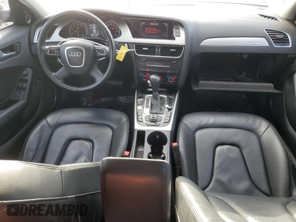 2011 Audi A4 Prestige z VIN WAUKFAFLXBN033170, wystawiony jako Copart lot #81143614 z przebiegiem 185 133 mil mil oraz Szkoda całkowita • Salvage title. Historia ofert i sprzedaży dostępna na DreamBid. Obrazek 8.