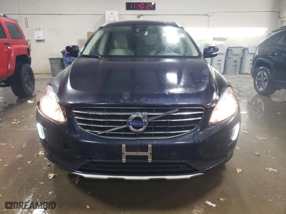 2016 Volvo XC60 T5 Premier with VIN YV4612RK1G2850559, listed as a Copart auction lot 89309805 with 62,162 mi miles and Salvage Title. Bid and sale history available at carsss.com. Image 5.