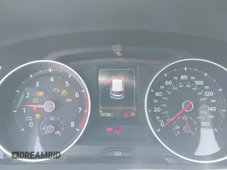 2021 Volkswagen GTI S z VIN 3VW5T7AU4MM000946, wystawiony jako IAAI lot #41661654 z przebiegiem 107 061 mil mil oraz . Historia ofert i sprzedaży dostępna na DreamBid. Obrazek 7.