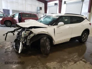2024 Chevrolet Blazer LT z VIN 3GNKBHR40RS173554, wystawiony jako Copart lot #88781585 z przebiegiem 34 117 mil mil oraz Szkoda całkowita • Salvage title. Historia ofert i sprzedaży dostępna na DreamBid. Obrazek 1.