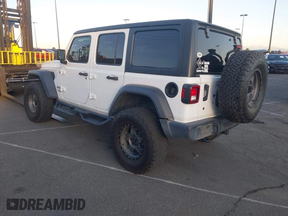2020 Jeep Wrangler Unlimited Sport S z VIN 1C4HJXDG7LW201699, wystawiony jako IAAI lot #41651137 z przebiegiem 66 777 mil mil oraz . Historia ofert i sprzedaży dostępna na DreamBid. Obrazek 3.