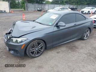 2018 BMW 2 Series 230i xDrive с VIN WBA2J3C5XJVD48472, выставлен на аукционе IAAI как лот 42260536 с пробегом 78 775 миль миль и . История ставок и продаж доступна на DreamBid. Изображение 2.