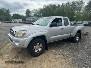 2010 Toyota Tacoma z VIN 5TEUU4EN8AZ748031, wystawiony jako Copart lot #57866505 z przebiegiem 293 983 mil mil oraz Czysty tytuł • Clean title. Historia ofert i sprzedaży dostępna na DreamBid. Obrazek 2.