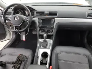 2019 Volkswagen Passat 2.0T Wolfsburg Edition with VIN 1VWLA7A37KC010650, listed as a Copart auction lot 42415405 with 26,305 mi miles and Salvage Title. Bid and sale history available at carsss.com. Image 8.