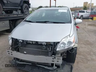 2015 Toyota Prius Four with VIN JTDKN3DU3F0413662, listed as a IAAI auction lot 42126540 with 34,252 mi miles. Bid and sale history available at carsss.com. Image 13.