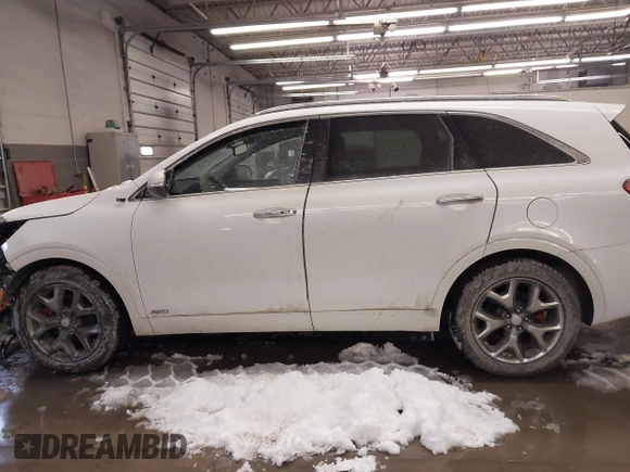 2017 Kia Sorento SX with VIN 5XYPKDA5XHG241922, listed as a IAAI auction lot 41614255 with 67,640 mi miles and . Bid and sale history available at DreamBid. Image 14.