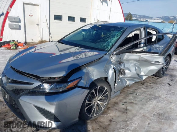 2020 Toyota Camry SE z VIN 4T1G11BK0LU016837, wystawiony jako IAAI lot #41313586 z przebiegiem Nie podano mil oraz . Historia ofert i sprzedaży dostępna na DreamBid. Obrazek 6.