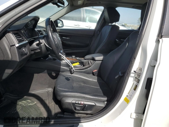 2015 BMW 3 Series 328i with VIN WBA3C1C51FP852825, listed as a Copart auction lot 53169305 with 184,383 mi miles and Salvage title. Bid and sale history available at DreamBid. Image 7.
