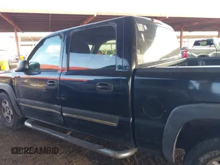 2005 Chevrolet Silverado 1500 LS with VIN 2GCEC13T951113384, listed as a IAAI auction lot 41685589 with 237,746 mi miles and . Bid and sale history available at DreamBid. Image 14.