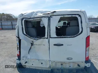 2015 Ford Transit XL z VIN 1FBZX2ZM4FKA31645, wystawiony jako IAAI lot #41845494 z przebiegiem 204 890 mil mil oraz . Historia ofert i sprzedaży dostępna na DreamBid. Obrazek 17.