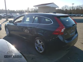 2015 Volvo V60 T5 Premier with VIN YV1612SK8F1264503, listed as a Copart auction lot 79948603 with 164,221 mi miles. Bid and sale history available at carsss.com. Image 2.