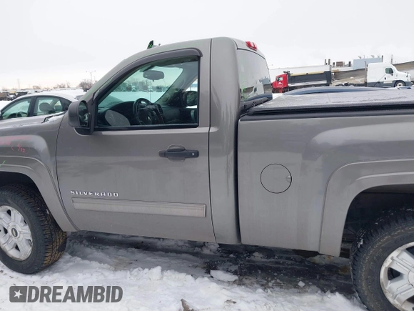 2012 Chevrolet Silverado 1500 LT with VIN 1GCNKSE07CZ300090, listed as a IAAI auction lot 41329121 with 125,658 mi miles. Bid and sale history available at carsss.com. Image 14.