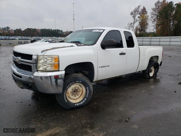 2008 Chevrolet Silverado 2500HD Work Truck with VIN 1GCHC29K98E181172, listed as a Copart auction lot 82171664 with 296,563 mi miles and Salvage Title. Bid and sale history available at carsss.com. Image 1.