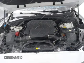 2017 Jaguar F-Pace 35t R-Sport with VIN SADCL2BV0HA060962, listed as a IAAI auction lot 41748070 with 117,718 mi miles and . Bid and sale history available at DreamBid. Image 10.
