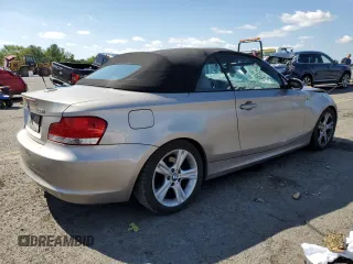 2009 BMW 1 Series 128i with VIN WBAUL73549VJ75146, listed as a Copart auction lot 70916124 with 101,724 mi miles and Salvage Title. Bid and sale history available at carsss.com. Image 3.