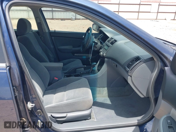 2007 Honda Accord LX с VIN 1HGCM56477A007641, выставлен на аукционе IAAI как лот 42391611 с пробегом 191 325 миль миль и . История ставок и продаж доступна на DreamBid. Изображение 5.