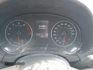 2017 Audi A3 Premium z VIN WAUAUGFF6H1041068, wystawiony jako IAAI lot #41534579 z przebiegiem 115 161 mil mil oraz . Historia ofert i sprzedaży dostępna na DreamBid. Obrazek 7.