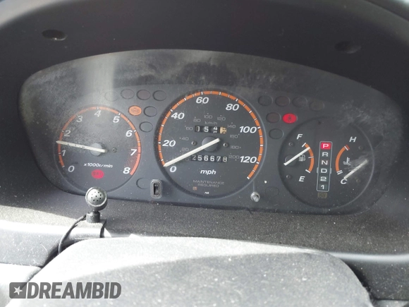 2000 Honda CR-V LX with VIN JHLRD184XYC010847, listed as a IAAI auction lot 42080100 with 256,678 mi miles and . Bid and sale history available at DreamBid. Image 7.
