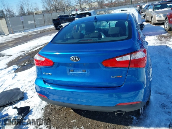 2015 Kia Forte EX with VIN KNAFX4A85F5343087, listed as a IAAI auction lot 41598103 with 68,842 mi miles. Bid and sale history available at carsss.com. Image 17.