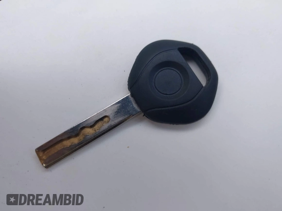 2002 BMW 3 Series 325i с VIN WBAEV33492KL69077, выставлен на аукционе IAAI как лот 42472256 с пробегом 109 788 миль миль и . История ставок и продаж доступна на DreamBid. Изображение 11.