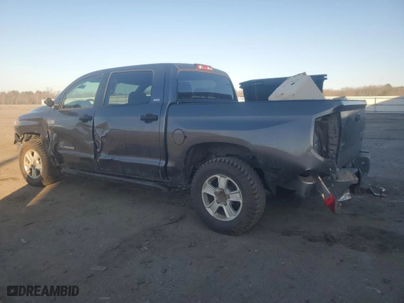 2018 Toyota Tundra 4WD SR5 with VIN 5TFDY5F13JX681559, listed as a Copart auction lot 46679485 with 226,615 mi miles and Salvage Title. Bid and sale history available at carsss.com. Image 2.