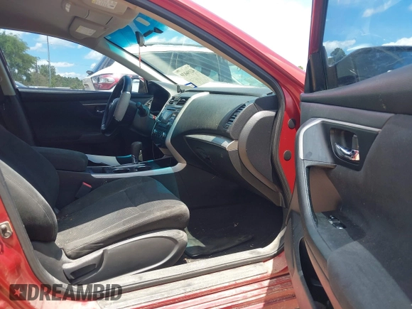 2015 Nissan Altima S with VIN 1N4AL3AP1FC179297, listed as a IAAI auction lot 42196839 with 194,768 mi miles and . Bid and sale history available at DreamBid. Image 5.