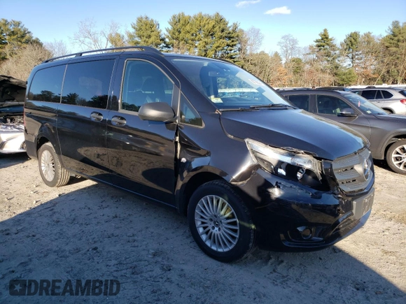 2020 Mercedes-Benz Metris with VIN W1WV0FEY7L3763633, listed as a Copart auction lot 82756324 with 35,263 mi miles and Salvage Title. Bid and sale history available at DreamBid. Image 4.