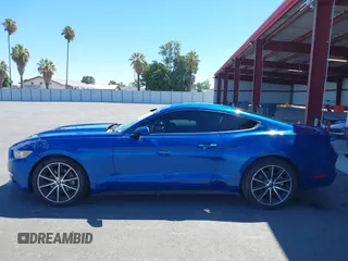 2017 Ford Mustang EcoBoost z VIN 1FA6P8TH1H5239681, wystawiony jako IAAI lot #39953332 z przebiegiem 102 035 mil mil oraz . Historia ofert i sprzedaży dostępna na DreamBid. Obrazek 14.