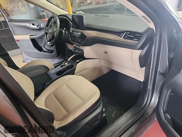 2020 Ford Escape Titanium Hybrid с VIN 1FMCU0DZ5LUC33021, выставлен на аукционе IAAI как лот 42788944 с пробегом 60 049 миль миль и . История ставок и продаж доступна на DreamBid. Изображение 20.