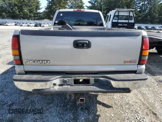 2006 GMC Sierra 2500HD SLT z VIN 1GTHK29D86E167541, wystawiony jako Copart lot #71894724 z przebiegiem Nie podano mil oraz Czysty tytuł • Clean title. Historia ofert i sprzedaży dostępna na DreamBid. Obrazek 6.