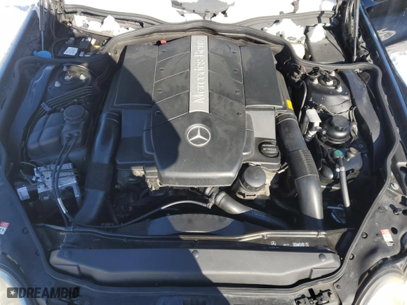 2004 Mercedes-Benz SL-Class with VIN WDBSK75F34F074135, listed as a Copart auction lot 45679375 with 59,440 mi miles and Clean Title. Bid and sale history available at carsss.com. Image 11.