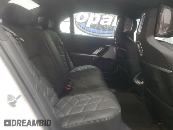 2024 BMW 7 Series 740i xDrive z VIN WBA33EH06RCS76214, wystawiony jako Copart lot #78085004 z przebiegiem 2 808 mil mil oraz Czysty tytuł • Clean title. Historia ofert i sprzedaży dostępna na DreamBid. Obrazek 10.