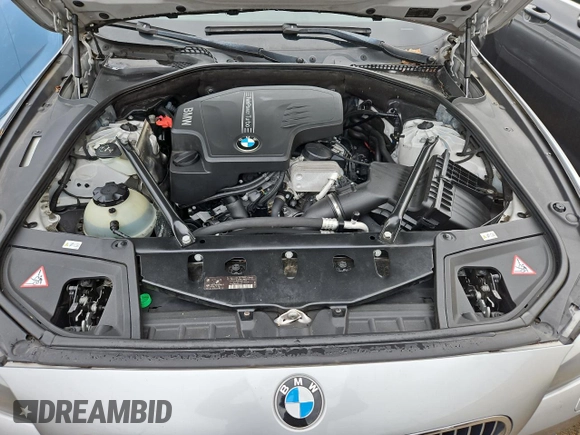2013 BMW 5 Series 528i with VIN WBAXG5C5XDD233958, listed as a Copart auction lot 84436854 with 103,543 mi miles and Clean Title. Bid and sale history available at carsss.com. Image 7.